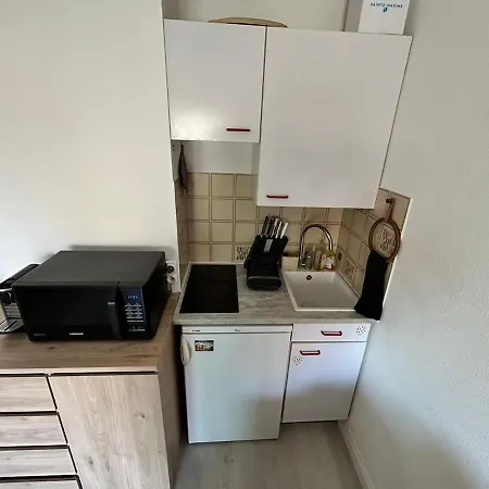 Beachside T2 With Balcony & Free Parking Lejlighed Sainte-Maxime