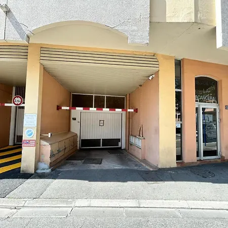 公寓 Beachside T2 With Balcony & Free Parking 圣马克西姆