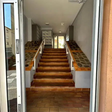 Beachside T2 With Balcony & Free Parking Lejlighed